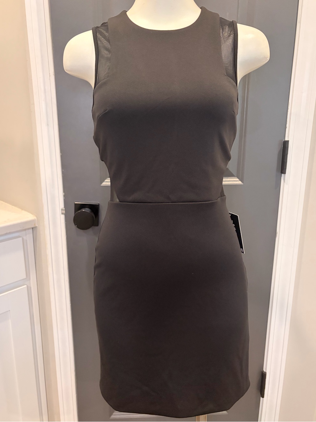 Nwt Express Sleek Sexy Sleeveless Black Midi Mesh/Sheer Panel Dress- Size 2